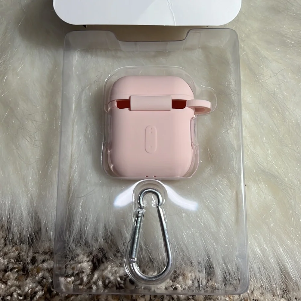 Primo Airpods Silicone Protective Shockproof Case Cover Skin with Keychain